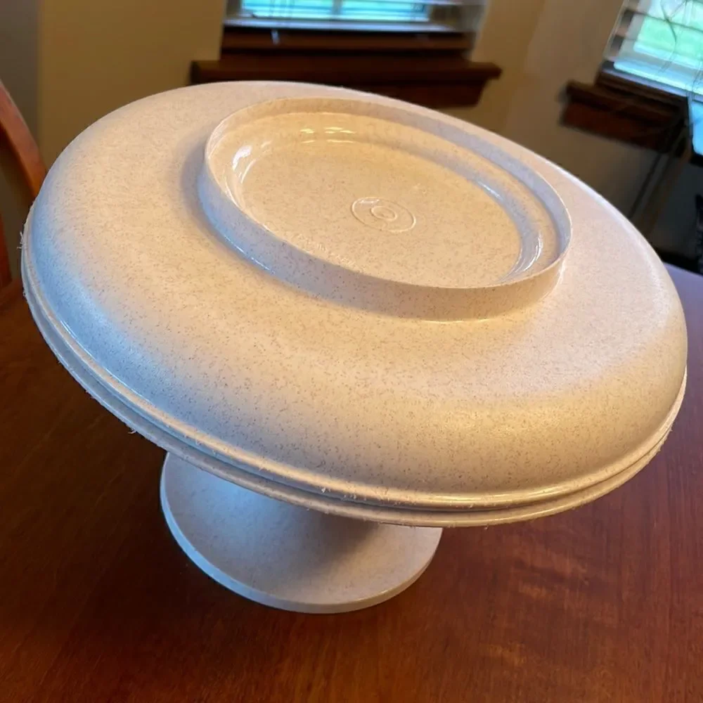 Tupperware Serve it All Set Cake / Pie Stand / Vegetable or Chip Dip Pedestal